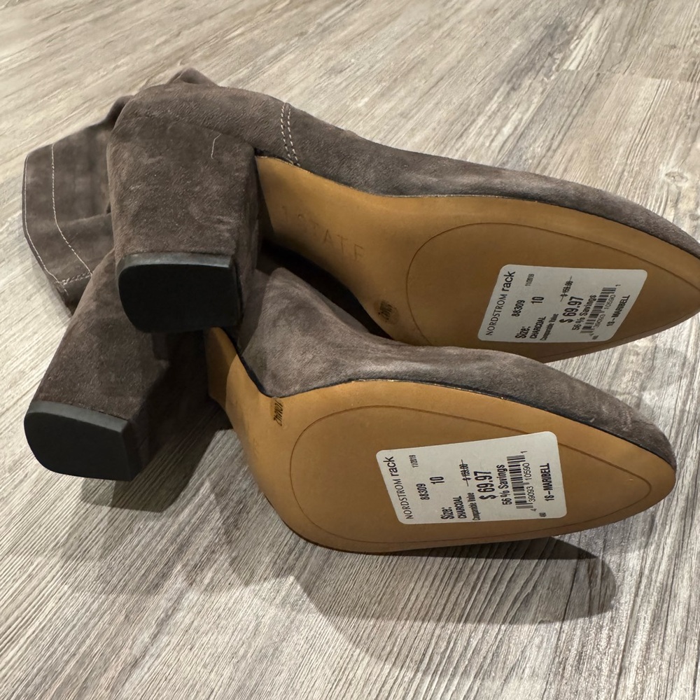 Elegant Brown Women's Boots - Picture 4 of 4
